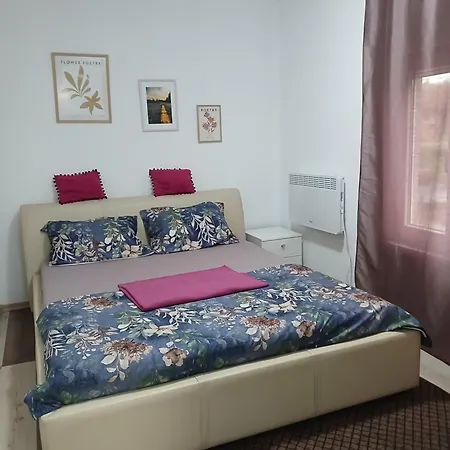 Apartamento Private Apartment, Free Garage And Garden *